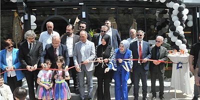 AKŞEHİR'DE BOSTON DRİNK & DESSERT CAFE HİZMETE AÇILDI