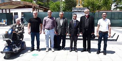 AKŞEHİR’DE ENGELLİLER HAFTASI’NDA DİKKAT ÇEKEN ÇAĞRI “ENGELLERİ ÖNCE ZİHİNLERDEN, SONRA ŞEHİRDEN KALDIRIN”