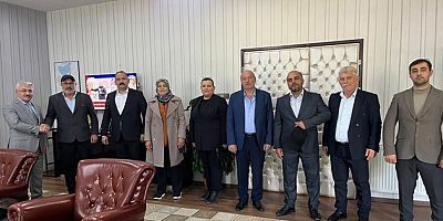 AKŞEHİR’DE MUHTARLAR GÜNÜ’NDE ANLAMLI BULUŞMA: MUHTARLARDAN KAYMAKAM YİĞİT’E ZİYARET