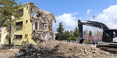 AKŞEHİR’DE TARİHE SAYGI: HASAN PAŞA İMARET CAMİİ ÇEVRESİNDE DÖNÜŞÜM