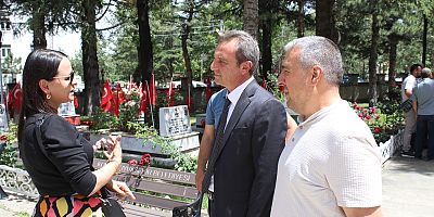 AKŞEHİR EMNİYET MÜDÜRLÜĞÜNDEN ŞEHİTLİK ZİYARETİ 
