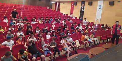 AKŞEHİR GENÇ KOMEK ÖĞRENCİLERİNE KIZILAY'DAN 