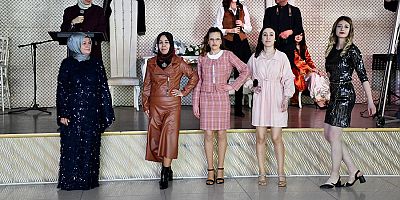 AKŞEHİR HALK EĞİTİM MERKEZİ’NDEN GİYİM DEFİLESİ