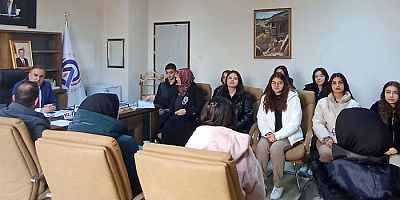 AKŞEHİR LİSESİ’NDEN MÜDÜR TOPALOĞLU’NA ZİYARET
