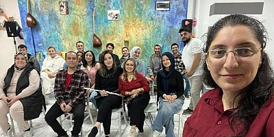 AKŞEHİR TÜRKÜ TOPLULUĞU, ÇALIŞMALARINI SADE SANAT ATÖLYESİ’NDE SÜRDÜRÜYOR