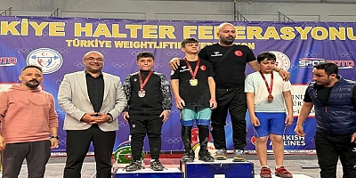 AKŞEHİRLİ MİNİK HALTERCİ TÜRKİYE ŞAMPİYONU OLDU