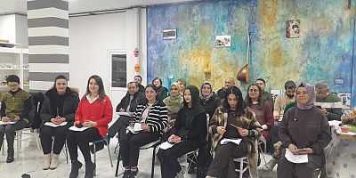 AKYÖRDER’DEN AKŞEHİR TÜRK HALK MÜZİĞİ TOPLULUĞU’NA ZİYARET