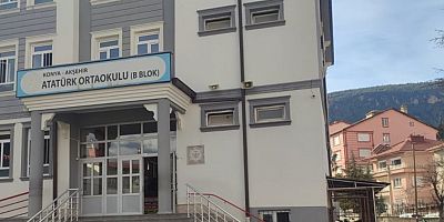 ATATÜRK ORTAOKULU MÜDÜRÜ GÖREVİNE İADE EDİLDİ