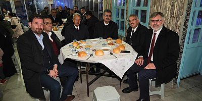 BAŞKAN ADAYI  KAHRAMAN CUMHUR İTTİFAKI AİLESİYLE İFTARDA BİRARAYA GELDİ 