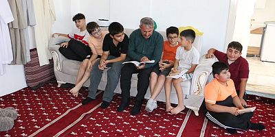 BAŞKAN GÜNALTAY KUR’AN KURSU ÖĞRENCİLERİYLE BULUŞTU: “GENÇLERİMİZLE GELECEĞE YÜRÜYORUZ”