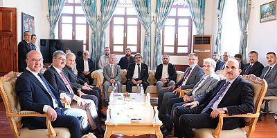 BAŞKAN KÖKSAL, BAŞKAN ALTAY VE HEYETİNİ MAKAMINDA AĞIRLADI