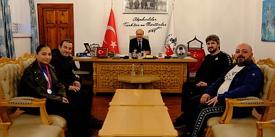 BAŞKAN KÖKSAL, PARAYÜZME İL BİRİNCİSİ ŞEYDA YILDIRIM’I MAKAMINDA AĞIRLADI!