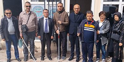 CHP AKŞEHİR’DEN GÖRMEYENLERİ KORUMA DERNEĞİNE ZİYARET