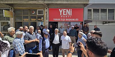 CHP YUNAK İLÇE TEŞKİLATI TOPLU İSTİFA ETTİ, YENİ PARTİ'YE KATILDI