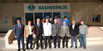 CUMHUR İTTİFAKI SAĞLIK ÇALIŞANLARININ TIP BAYRAMINI KUTLADI