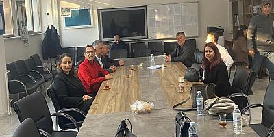 EĞİTİM-İŞ AKŞEHİR TEMSİLCİLİĞİNDEN AKŞEHİR LİSESİ’NE ZİYARET: “AKŞEHİR’İN ÇOCUĞU AKŞEHİR’DE NİTELİKLİ EĞİTİM ALMALI”