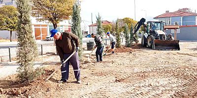 GRİ SESSİZLİK BİTTİ, YEŞİL ÇAĞ BAŞLADI , FATİH MAHALLESİ PARKI’NDA 20 GÜNDE MODERN BİR MUCİZE YAZILDI