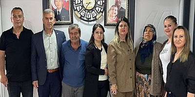GÜLÜMSEYEN ÇOCUKLAR DERNEĞİ’NDEN ŞEHİT ANNELERİNE ANNELER GÜNÜ ZİYARETİ
