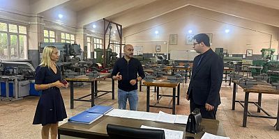 KAYMAKAM ATASOY VE MÜDÜR İŞCAN'DAN MESLEK LİSESİNE ZİYARET