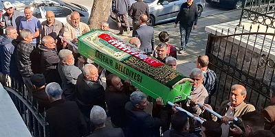 KIRAATHANEDEKİ TÜFEKLİ SALDIRIDA VURULARAK ÖLDÜRÜLEN İBRAHİM AKTAŞ GÖZYAŞLARIYLA TOPRAĞA VERİLDİ