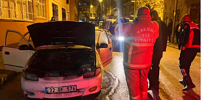 KONTAĞI ÇEVİRİNCE OTOMOBİL ALEV ALDI