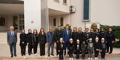 KÜÇÜK AĞA ANAOKULU'NDAN UNUTULMAZ 10 KASIM ANMASI