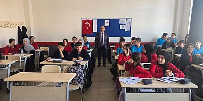 MÜDÜR İŞCAN,  TÜM OKULLARDA   TÜRKİYE YÜZYILI MAARİF MODELİNİ ANLATIYOR