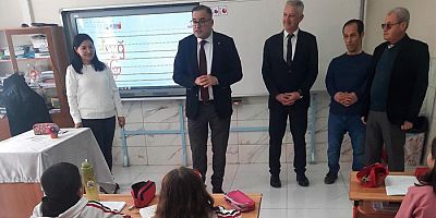 MÜDÜR TOPALOĞLU OKUL ZİYARETLERİNİ SÜRDÜRÜYOR