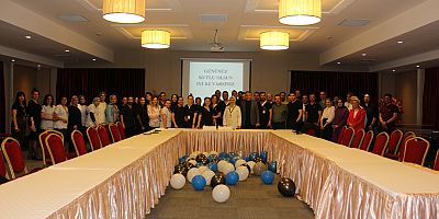 PARK HAYAT HASTANESİNDE HEMŞİRELER GÜNÜ KUTLANDI 