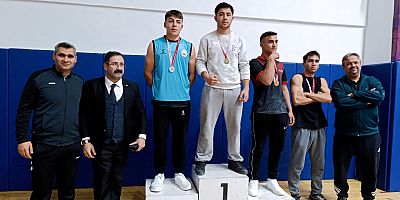 ŞEHİT SAFİTÜRK AİHL’DEN BİLEK GÜREŞİNDE BÜYÜK BAŞARI