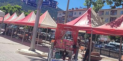 ŞENLİK ÇADIRLARI KURULUYOR 