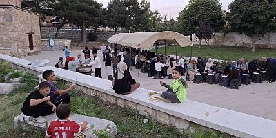 SEYYİD MAHMUD HAYRANİ’YE ZİYARETLER HIZ KESMEDEN DEVAM EDİYOR