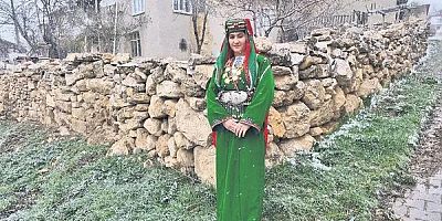 TERZİ ÇİFT 30 YILDIR MUTLULUK DİKİYOR