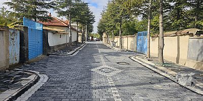 TUZLUKÇU’DA KİLİTLİ PARKE TAŞI ÇALIŞMALARI DEVAM EDİYOR