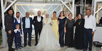 UĞURLUOĞLU VE AKÇAY AİLELERİNİN MUTLU GÜNÜ