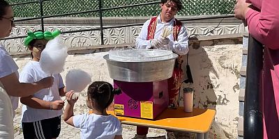 YUNAK MERKEZ ANAOKULUNDA UYUM HAFTASI ŞENLİĞİ 