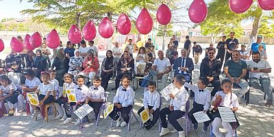 YUNAK SARAY İLKOKULUNDA OKUMA BAYRAMI