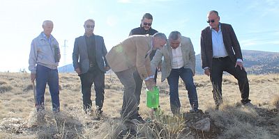 YUNAK’TA AĞAÇSIZLIĞA KARŞI ASKERİ HAREKAT BAŞLADI