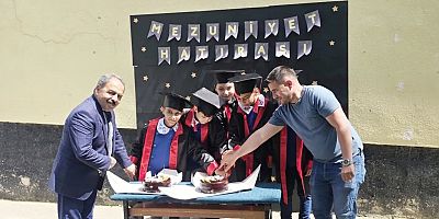 YUNAK'TA BİRLEŞTİRİLMİŞ SINIF ÖĞRENCİLERİ ADINA FESTİVAL