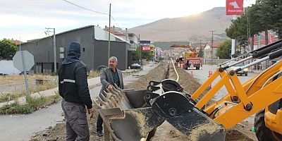 YUNAK’TA DOĞALGAZ GÜÇLENDİRME HATTI ÇALIŞMALARI BAŞLADI