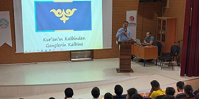 YUNAK'TA  İKİ ÖNEMLİ AİLE KONFERANSI