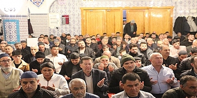 YUNAK'TA KADİR GECESİ DUALARLA İDRAK EDİLDİ 