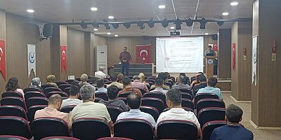 YUNAK'TA ÖĞRETMENLERE “TÜRKİYE YÜZYILI MAARİF MODELİ” SEMİNERİ