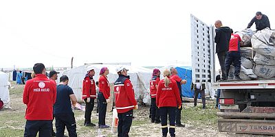 YUNAK’TA SEL FELAKETİ: GEÇİCİ YAŞAM ALANI OLUŞTURULDU