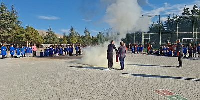 YUNAK’TA YANGIN BİLİNÇLENDİRME VE FARKINDALIK EĞİTİMLERİ DEVAM EDİYOR