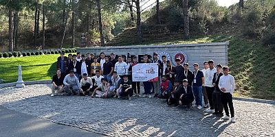 YUNAKLI ÖĞRENCİLER ÇANAKKALE RUHUNU YERİNDE YAŞADILAR 
