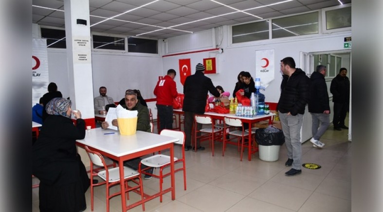 YAREN ARAMA KURTARMA: RAMAZAN’DA EN KIYMETLİ PAYLAŞIM KAN BAĞIŞI